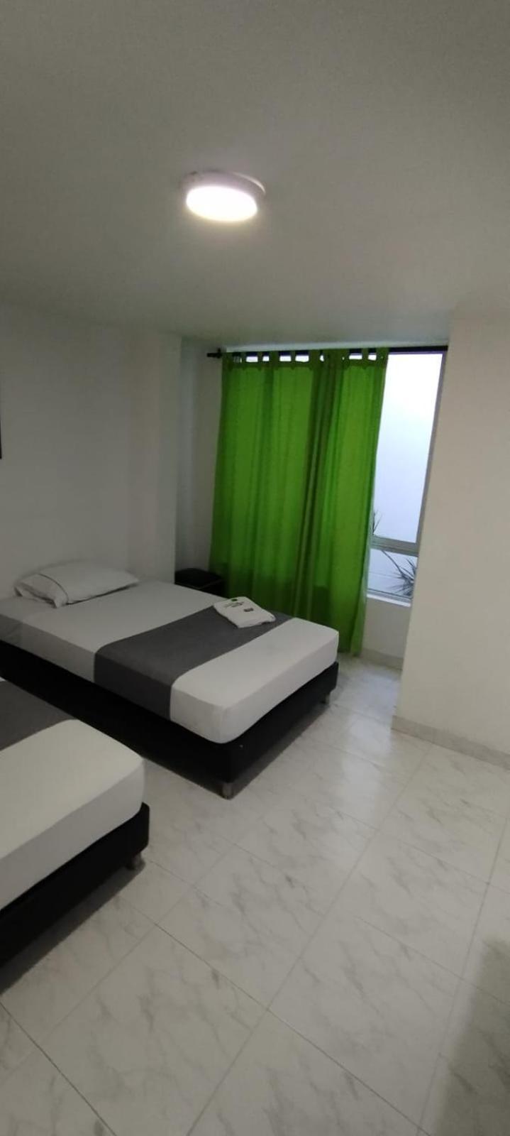 Hotel Paradise Lleras Medellín Eksteriør bilde