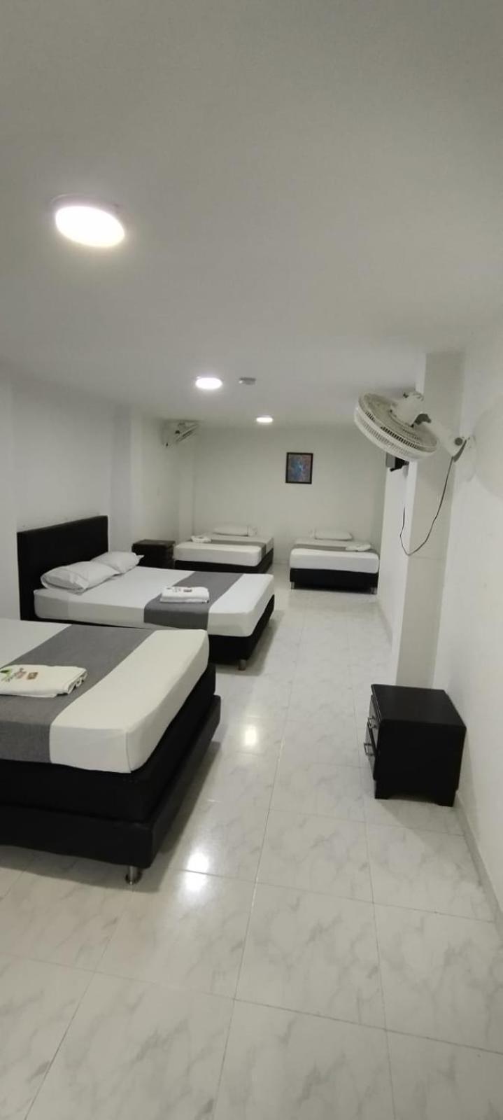 Hotel Paradise Lleras Medellín Eksteriør bilde