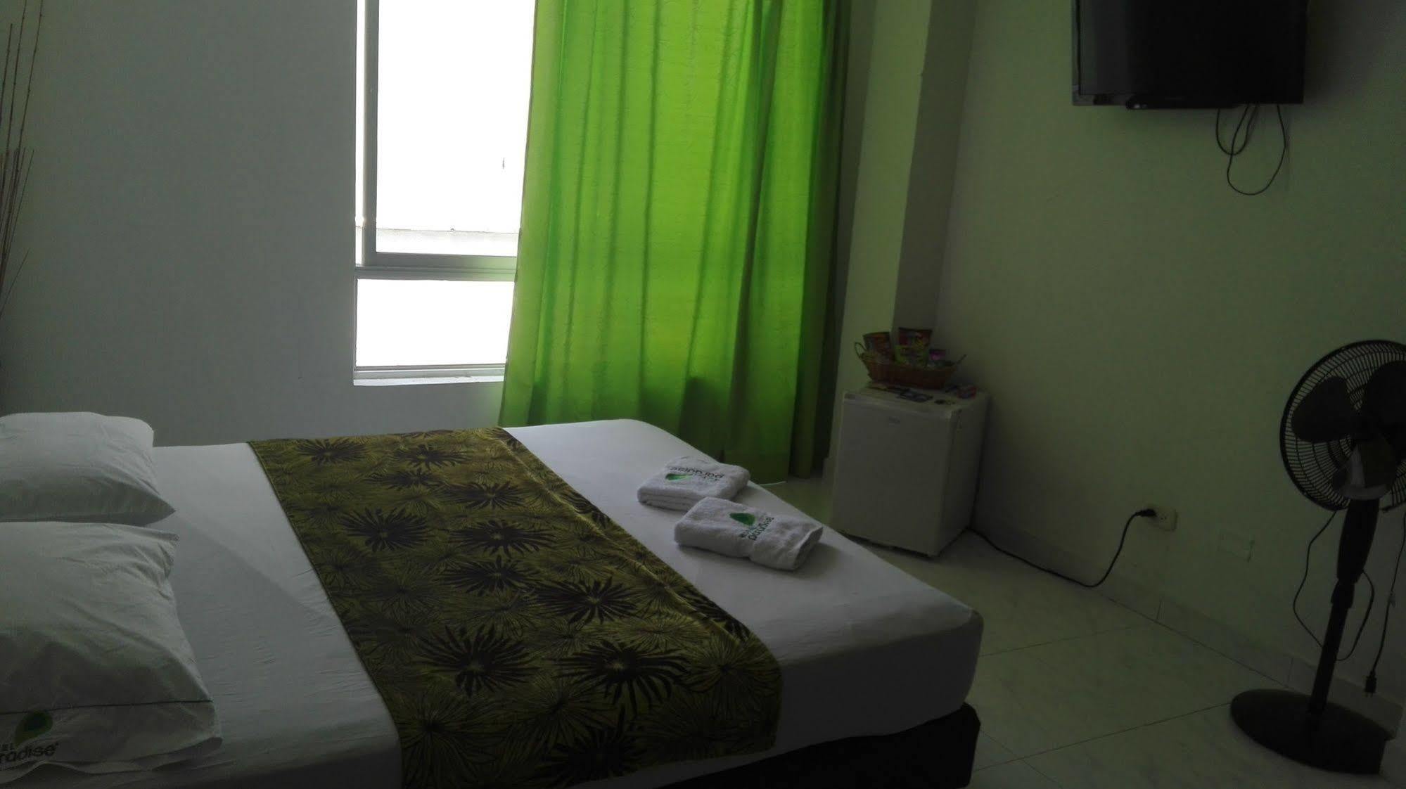 Hotel Paradise Lleras Medellín Eksteriør bilde