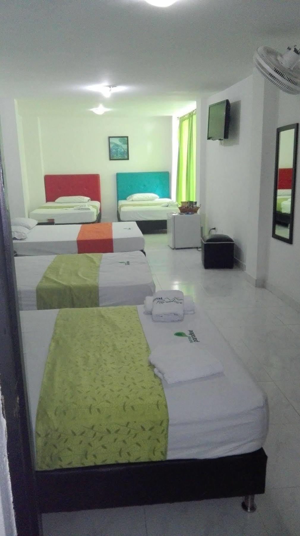 Hotel Paradise Lleras Medellín Eksteriør bilde
